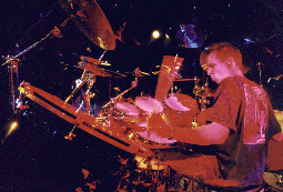 Marco Minnemann : drums